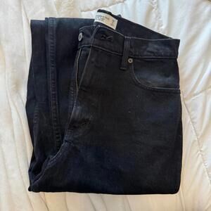 abercrombie curve love 90’s straight leg jean